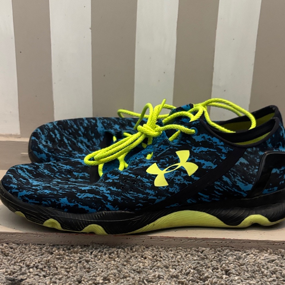Under Armour Black and Neon Yellow Running Shoes